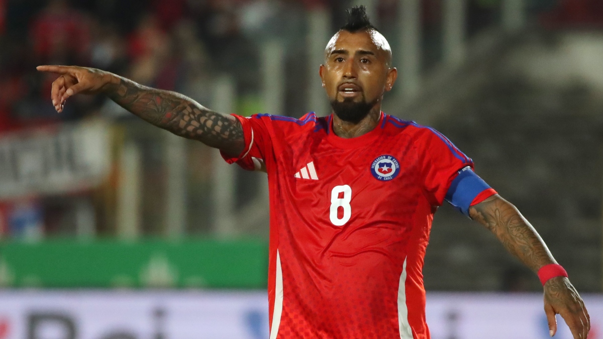 Arturo Vidal avisó a Córdova: "Siempre estaré disponible para la selección"