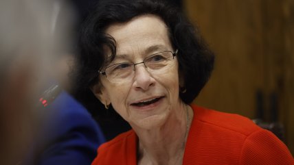 Presidenta del Banco Central advirtió "mayor incertidumbre económica" por guerra en Medio Oriente