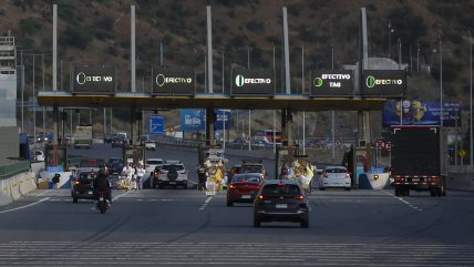 Semana Santa: Autoridades prevén salida de 450 mil vehículos desde Santiago