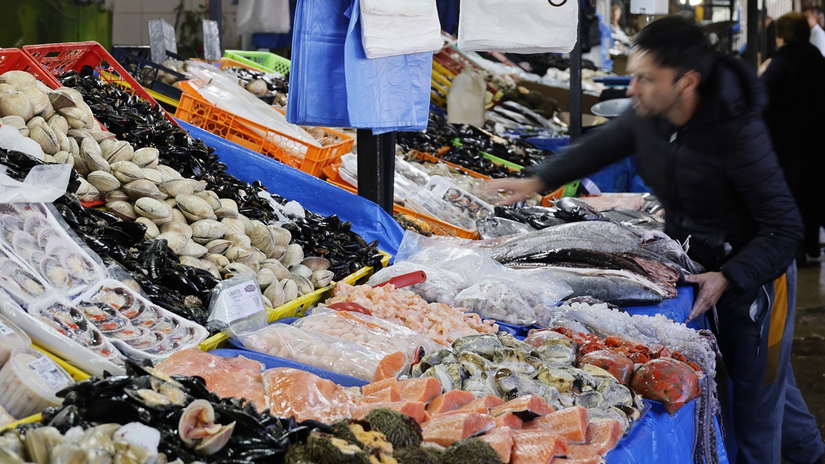 Semana Santa: Salud enfatiza que pescados y mariscos deben consumirse cocidos