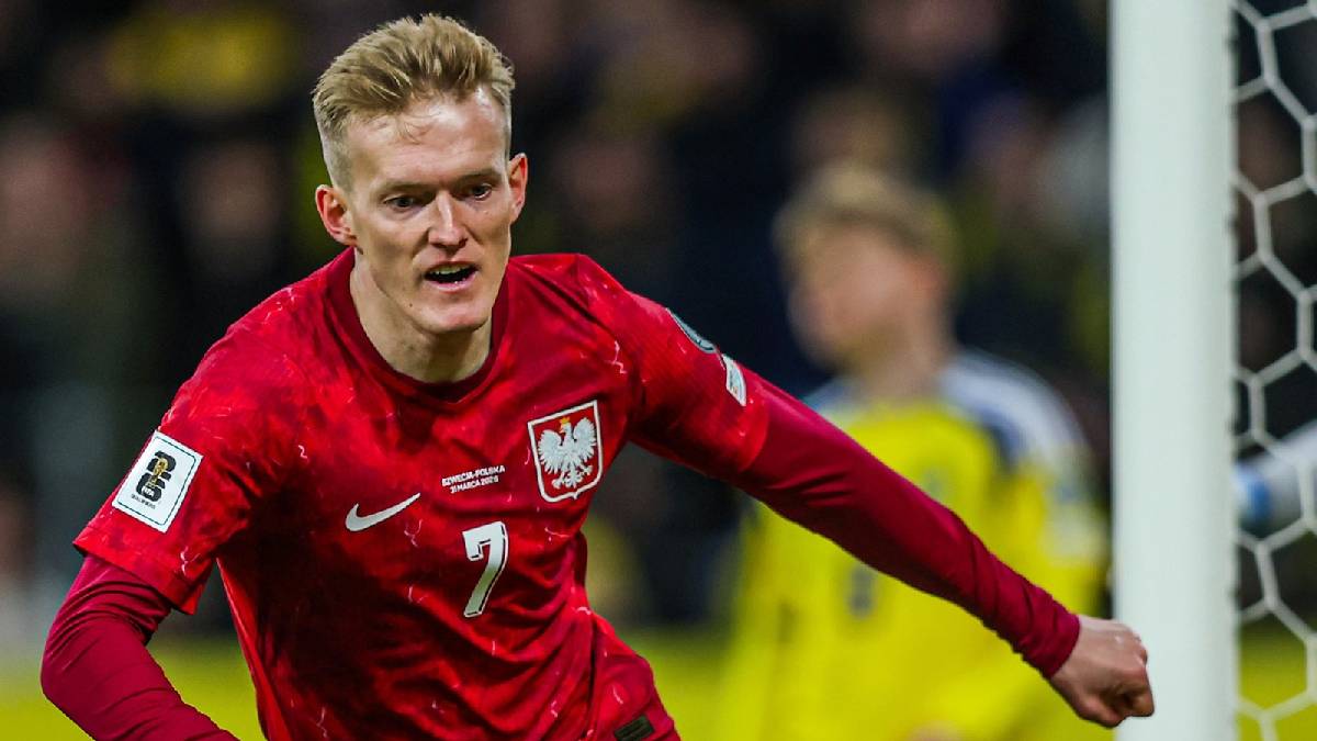 [VIDEO] El gol de Karol Swiderski para el 2-2 de Polonia ante Suecia