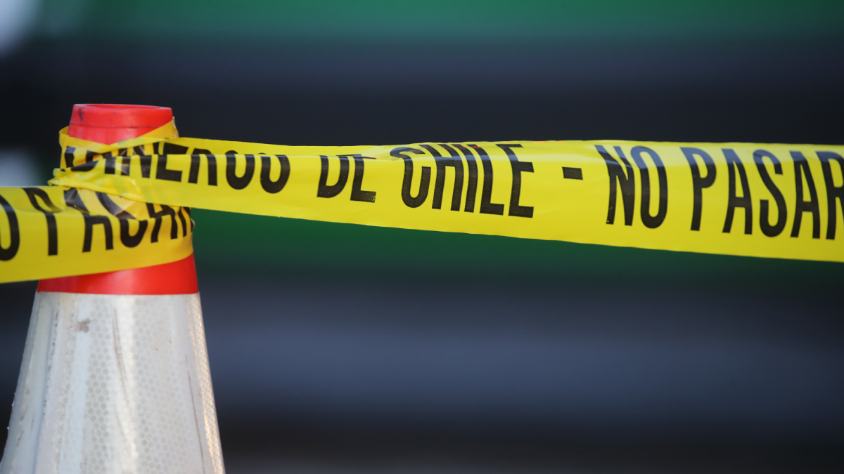 Motociclista está en riesgo vital tras choque con camión en Camino Melipilla