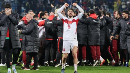 Turquía terminó con el sueño de Kosovo y clasificó al Mundial después de 24 años