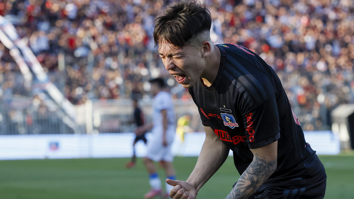 Colo Colo venció a Huachipato y se mantuvo firme en la parte alta en la Copa de la Liga