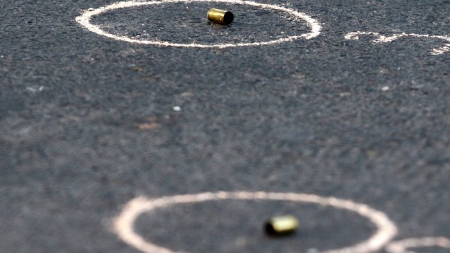 Delincuentes balearon a conductor para robarle su furgón en Cerro Navia