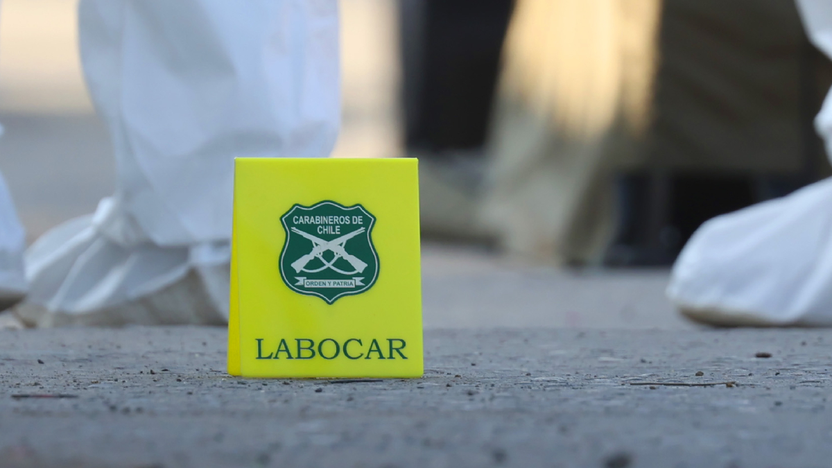 Encerrona frustrada en Cerrillos: Delincuente en riesgo vital tras ser herido por carabineros