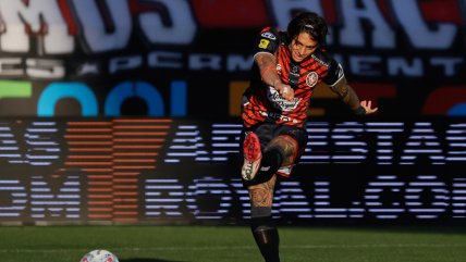   [VIDEO] Joaquín Montecinos estiró la ventaja de Deportes Limache sobre Unión La Calera 