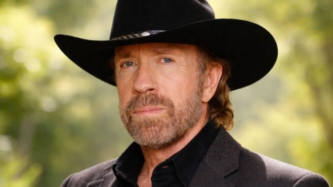 Familia de Chuck Norris advierte sobre imágenes falsas creadas con IA
