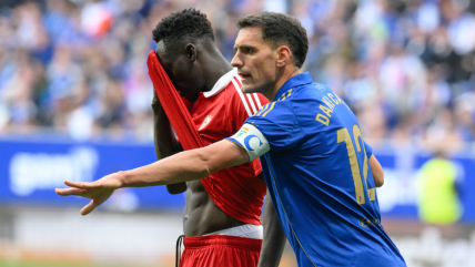   Sevilla de Suazo y Alexis sigue en caída libre tras perder ante el colista Real Oviedo 