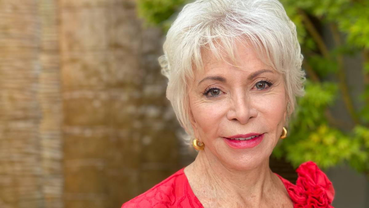 Isabel Allende consideró "un honor" la censura de "La Casa de los Espíritus" en EE.UU.