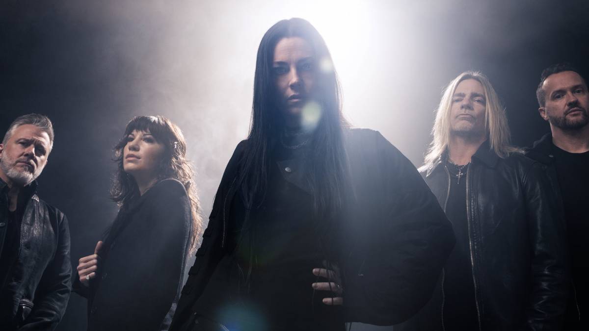 Evanescence lanzó el single "Who Will You Follow" como adelanto de su sexto disco
