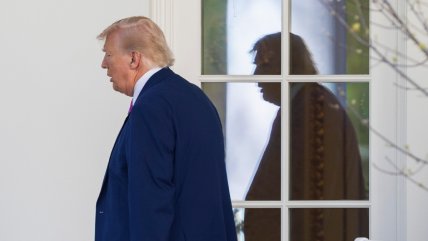 Trump evalúa bombardeos contra Irán para forzar un acuerdo de paz