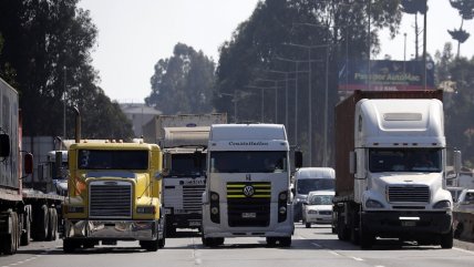 Camioneros emplazan al Gobierno a frenar nuevas alzas del diésel o 