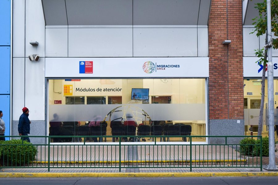 Migraciones alerta por sitios falsos que cobran por trámites gratuitos