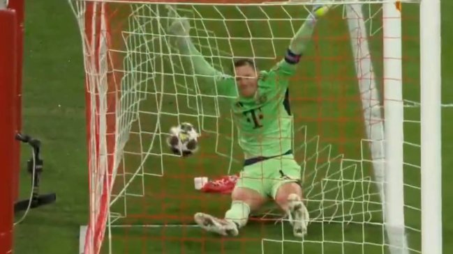 [VIDEO] Arda Güler marcó un golazo de tiro libre ante Bayern Munich