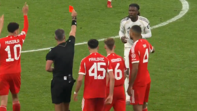 [VIDEO] La expulsión de Camavinga que dejó a Real Madrid con uno menos contra Bayern Múnich