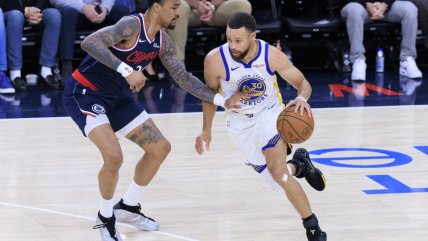   Stephen Curry mantuvo con vida a los Warriors en el play-in de la NBA 