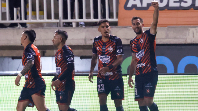 [VIDEO] Gonzalo Sosa anotó un golazo para abrir el marcador para Limache frente a U. de Conce