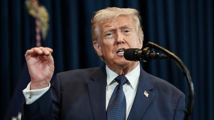 Trump amenazó con retomar bombardeos a Irán si no hay acuerdo de paz el miércoles