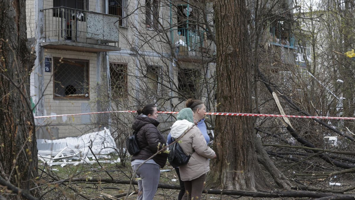 Sujeto perpetró tiroteo en calle y supermercado de Kiev: Al menos seis muertos y 15 heridos