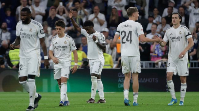 Real Madrid venció a Alavés y acortó distancias con FC Barcelona por la cima de la liga española