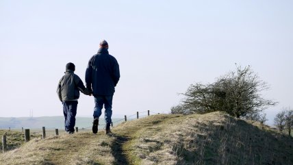   Creciendo Juntos: ¿Cómo fortalecer el vínculo con tus hijos? 