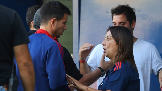 Cecilia Pérez se perfila como sucesora de Michael Clark en la testera de Azul Azul