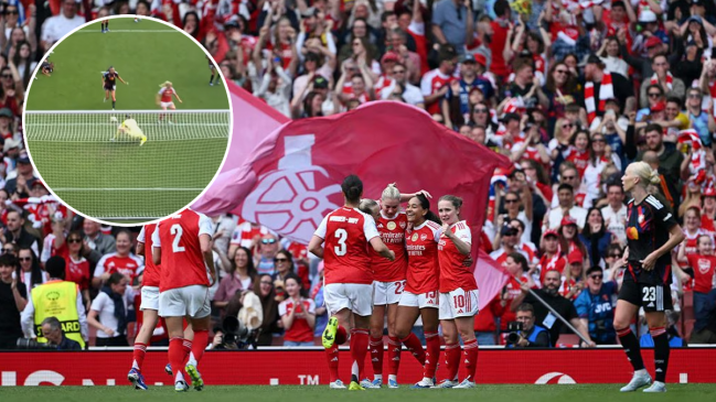 Arsenal aprovechó una amarga jornada de Endler para adelantarse en la Champions Femenina