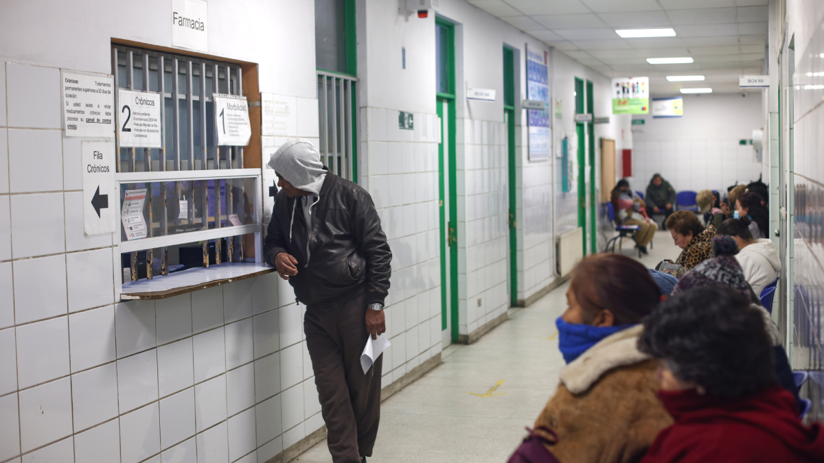 Justicia prohibió compra de armas a funcionaria que amenazó con tiroteos en Cesfam