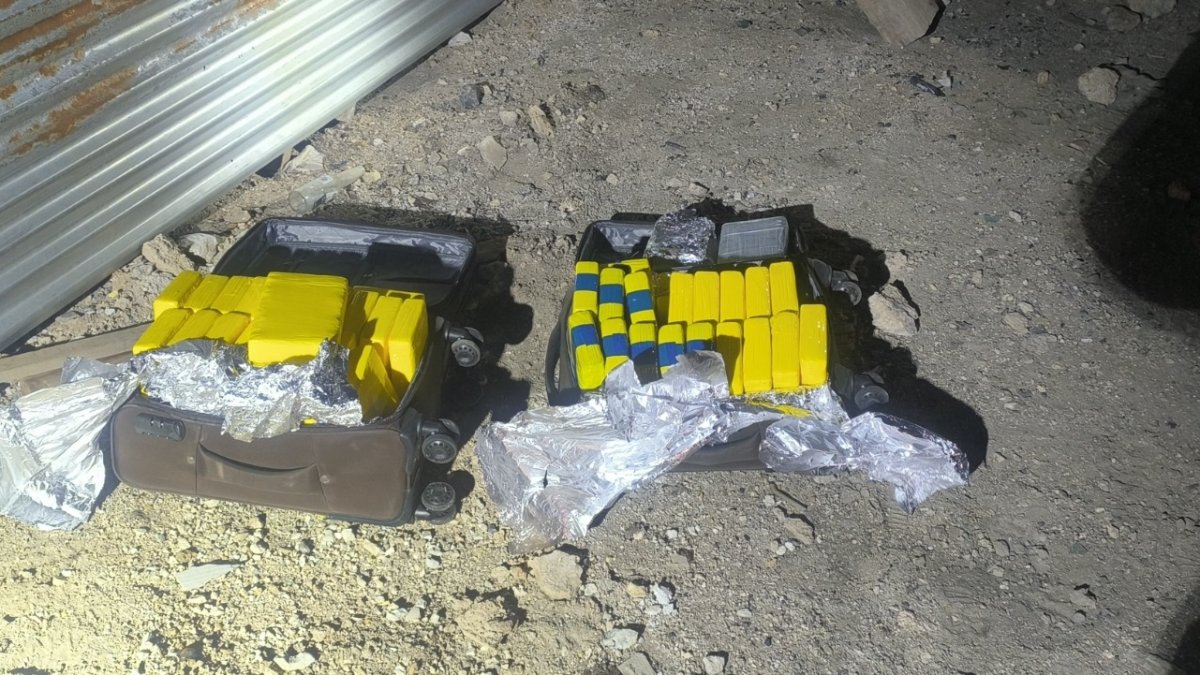 Vigilancia con cámaras térmicas permitió incautar casi 48 kilos de cocaína en Ollagüe