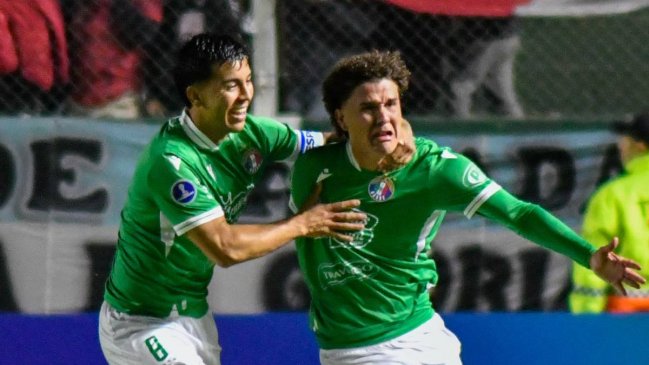 Audax golpeó en los descuentos y selló igualdad con Barracas