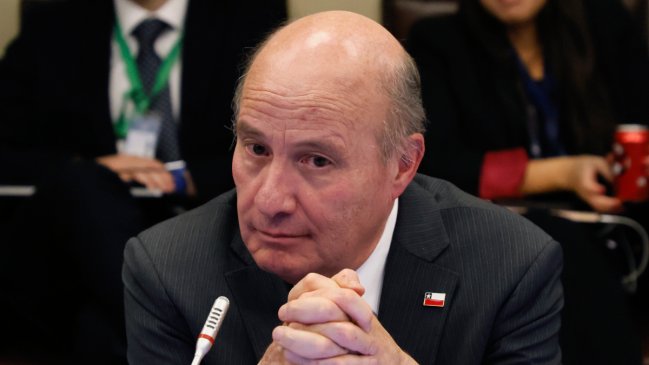 Quiroz descartó recortes en ayudas, incluida la PGU: 