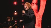 Simply Red lleva sus shows en Chile por primera vez a la TV