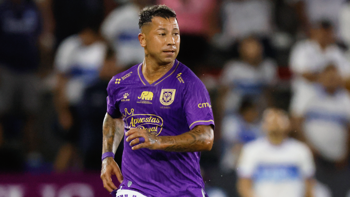Leonardo Valencia negó rumor de contactos con otro club para dejar Concepción: "Tengo contrato"