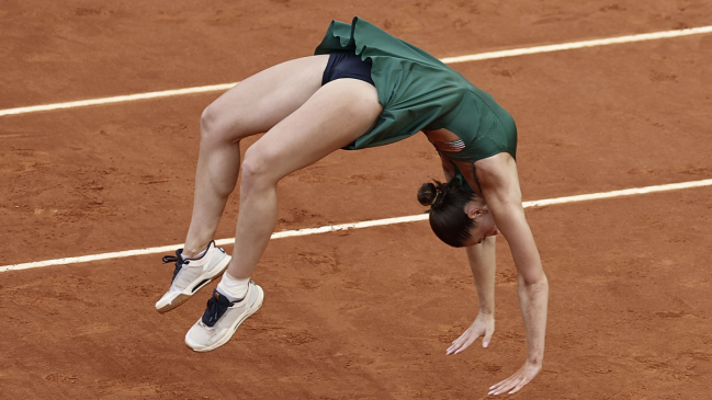 [VIDEO] Kostyuk celebró el título del WTA 1.000 de Madrid con una llamativa pirueta