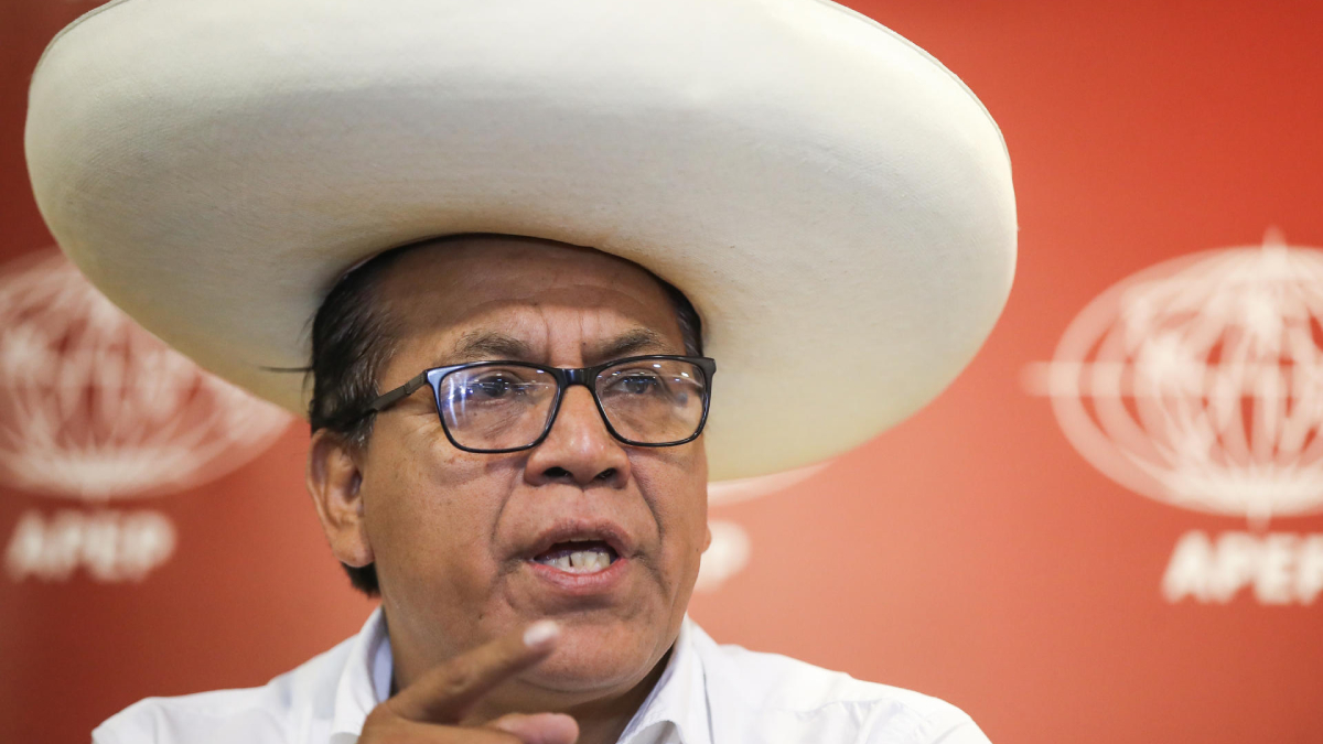 "No representan mi posición": Candidato peruano rechazó amenazas de Humala sobre territorio chileno
