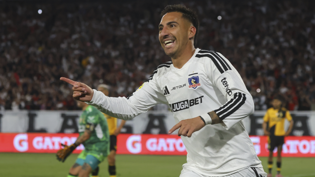 Colo Colo liquidó a Coquimbo con la inspiración de Correa y regresó al liderato