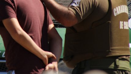 Carabineros frustró robo en Santiago y detuvo a miembro de "La jauría de Franklin"