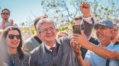 Francia: Líder izquierdista Mélenchon anunció su candidatura a las presidenciales de 2027