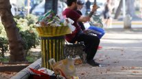 Vecinos acusan abandono del Parque Forestal tras aumento de rucos y basura