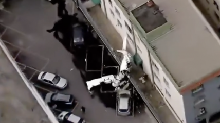 Avioneta se estrelló contra un edificio en Brasil: Hay al menos dos muertos