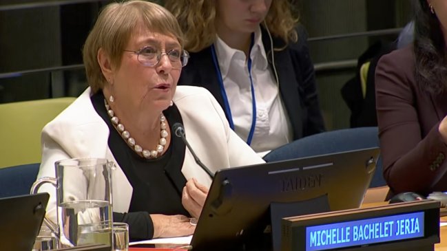 Cancillería indagará a funcionarios por firmar contra campaña de Bachelet a la ONU