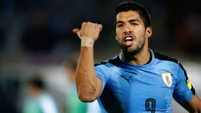 Suárez se ofreció a ser citado por Uruguay al Mundial: 