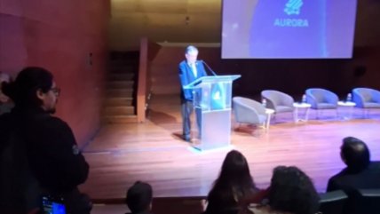   Ministro enfrentó dura crítica por recortes en Cultura en encuentro con creadores 