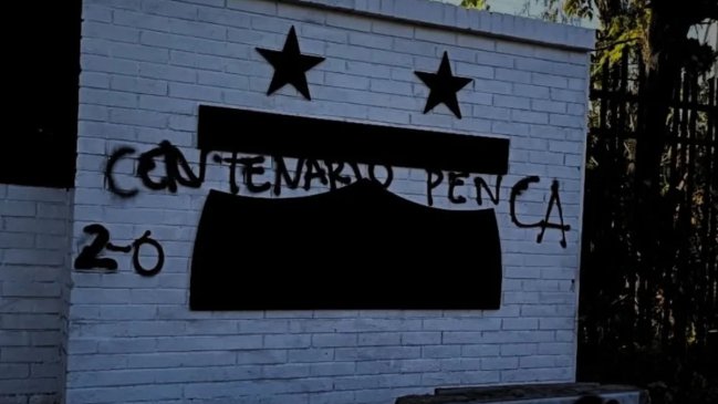 Indignación en Colo Colo: Denuncian vandalización de memorial en honor a Martina y Mylan