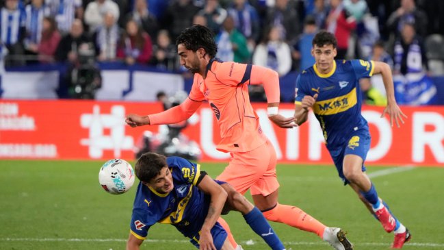 FC Barcelona se estrenó como campeón en España con derrota ante Alavés
