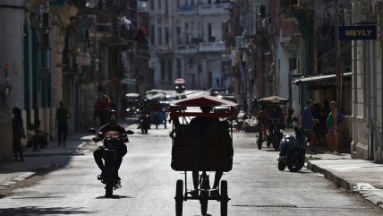 Díaz-Canel: El "genocida" bloqueo petrolero de EE.UU. "está asfixiando a Cuba"