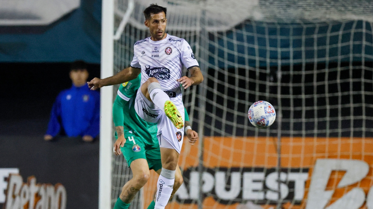 Gonzalo Sosa fue absuelto tras expulsión ante Universidad Católica