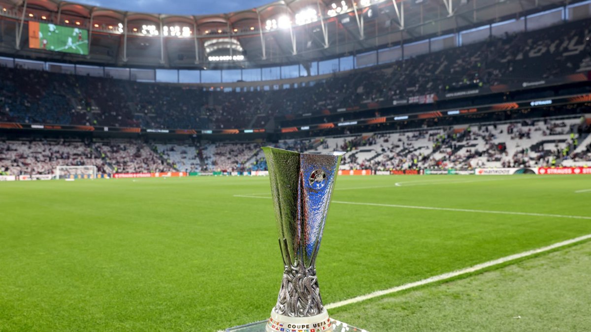 Friburgo y Aston Villa definen al nuevo monarca de la Europa League