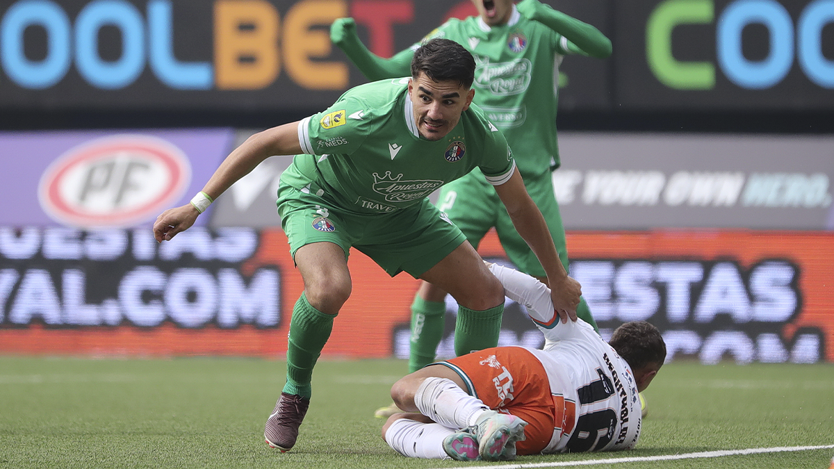 Cobresal sufrió un duro revés ante Audax Italiano y quedó sumido en la parte baja de la Liga